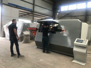 Visita al cliente de fábrica